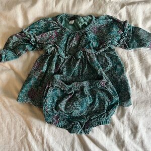 Tea Collection baby girl outfit